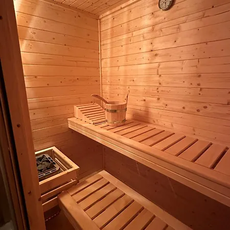 Z Sauna I Ogrodem Na Wylacznosc * Drawno